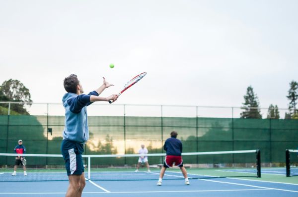 Enhancing performance and stamina: the power of cross-training for tennis professionals